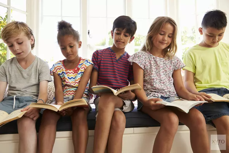 Samenvoorlezen voor basisschoolkinderen in Hoorn, Enkhuizen en Amsterdam