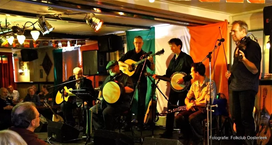 Irish Folk band CORACLE en Ierse zanger Jim Spiers op zondag 11 november in Folkclub Oosterleek