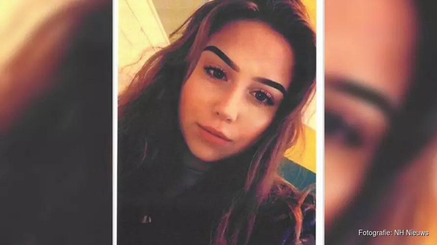 Denice (15) uit Enkhuizen vermist