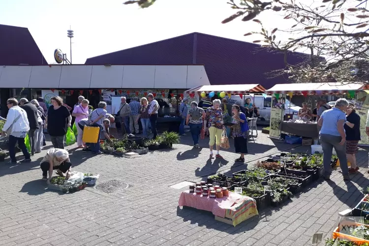 Groei en Bloei organiseert samen met buurtgroep plantjesmarkt
