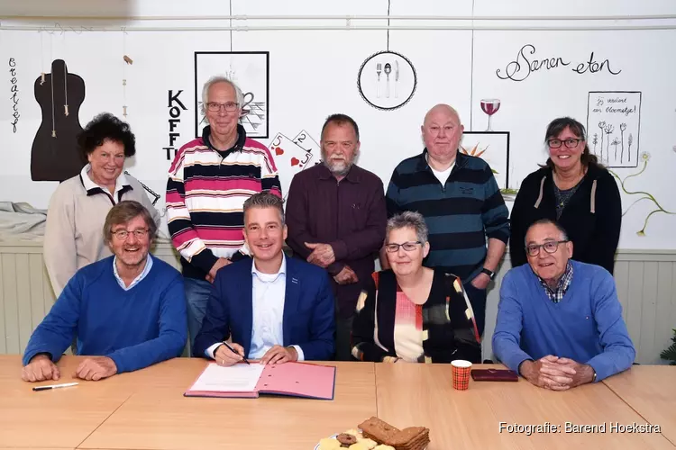 Gemeente Hoorn en Bewonersoverleggen tekenen convenant