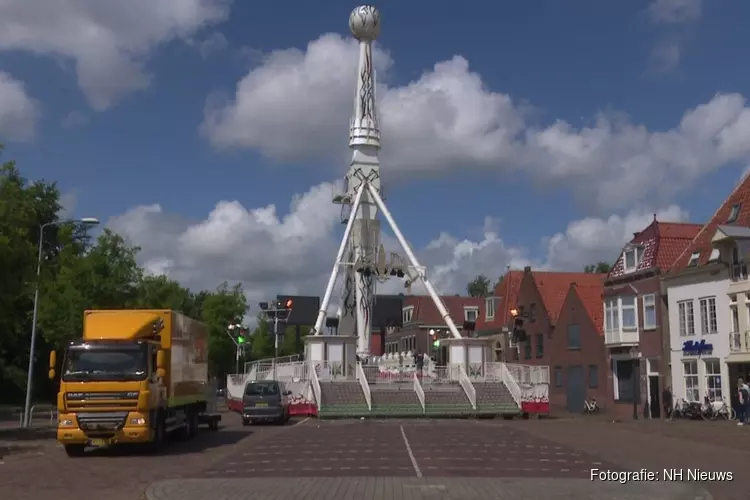Grootste kermis van Noord-Holland wordt opgebouwd: "Het is altijd passen en meten"