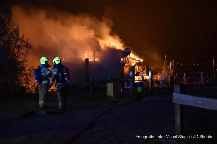 Brand in gebouw in Hoorn