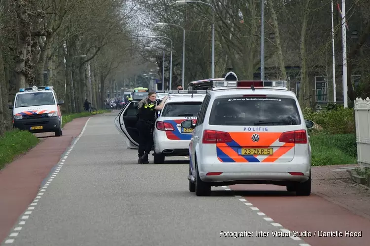 Grote politie-actie bij woning in Wognum, auto in beslag genomen