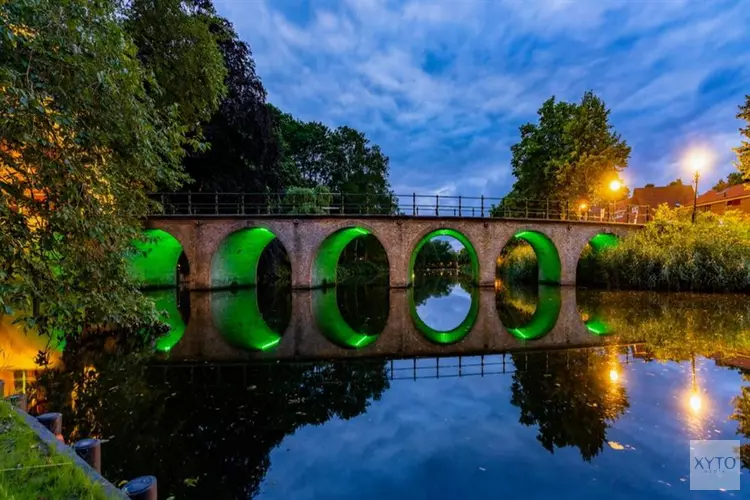 Oosterpoortbrug kleurt groen voor Pleegzorg