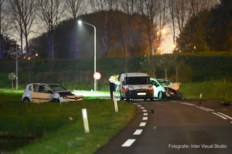 Meerdere gewonden bij ongeval met vier auto&#39;s in Berkhout