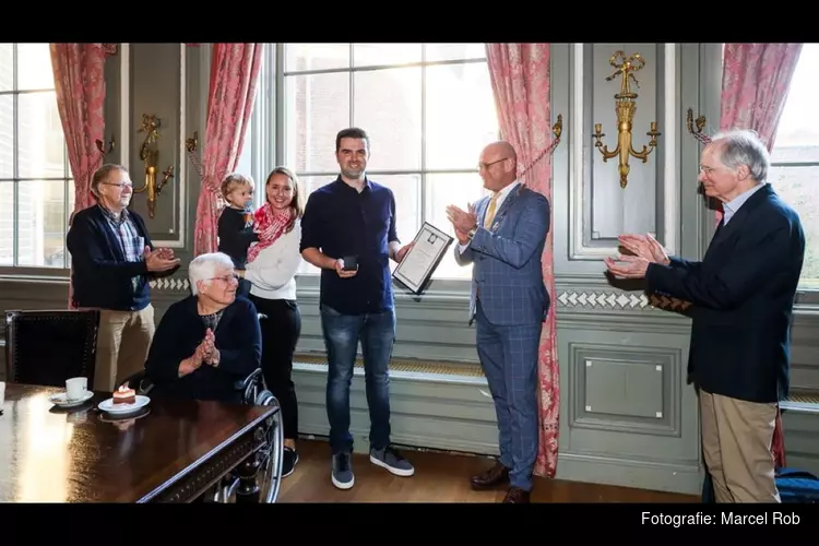 Gyury Balla bekroond met bronzen medaille voor hulp bij waterongeval