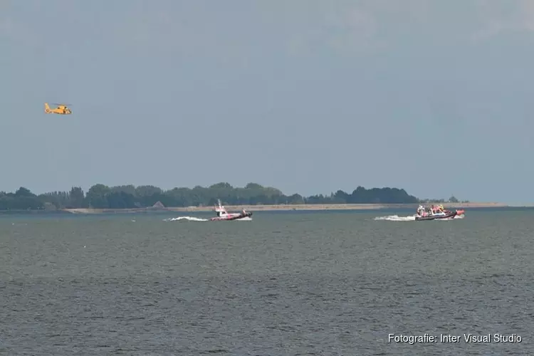 Man over boord, grote zoekactie op Markermeer