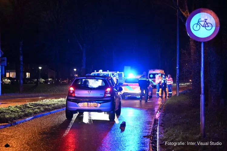 Voetganger wordt geschept in Blokker en raakt zwaargewond