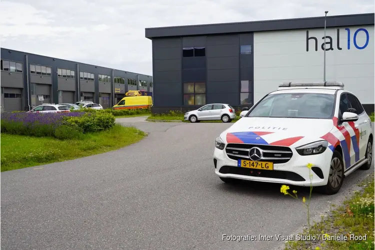 Onderzoek door politie op Jelle Zijlstraweg in Zwaag