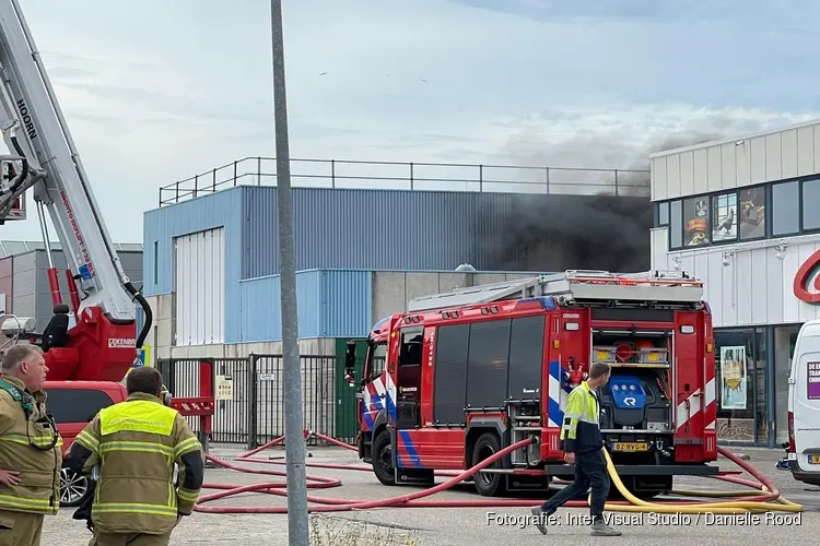 Brand in transformatorhuisje in Hoorn, groot deel van Hoorn zonder stroom