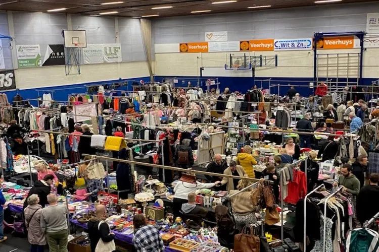 Vlooienmarkt op 12 januari in Sportcentrum Vredehof