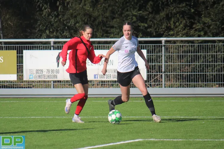 Always Forward VR1 nipt onderuit in doelpuntrijk duel