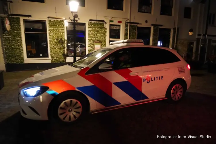 Burgemeester sluit woning in de Grote Kerk naar aanleiding van explosie