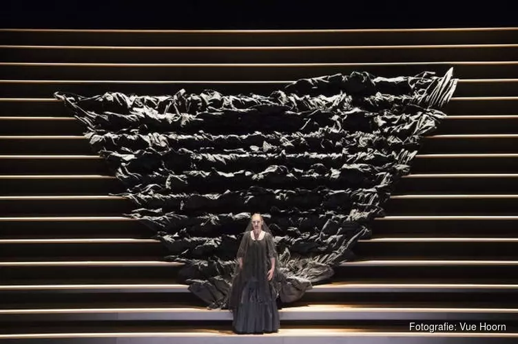 Georges Bizet’s Carmen, uitgevoerd door The Royal Opera House en Live te zien bij Vue Hoorn.